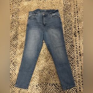 Old Navy Women's High-Rise Slim Jeans in Classic Denim